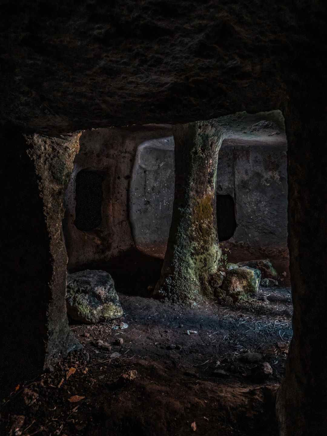 Domus de Janas di Montalé a Sassari, nel nord Sardegna